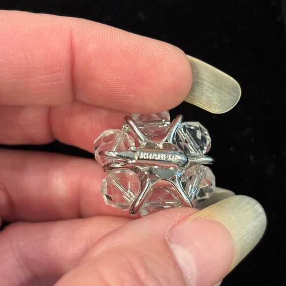 Kramer Signed Vintage Crystal Cluster Screw Back Earrings - Picture 4 of 4